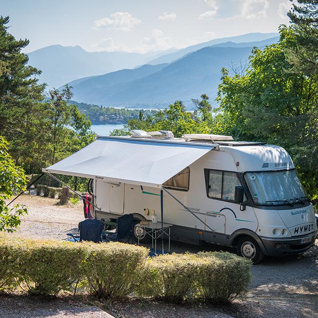 Campsite Baie de la Chapelle Chorges Alpes-du-Sud Lac de Serre-Ponçon