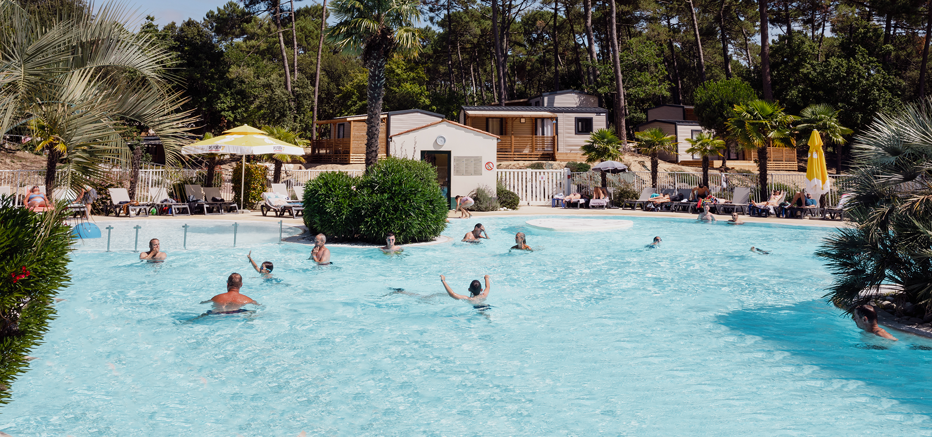 Campsite Domaine de Montcalm Charente-Maritime