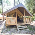 Campsite Domaine de Montcalm Charente-Maritime